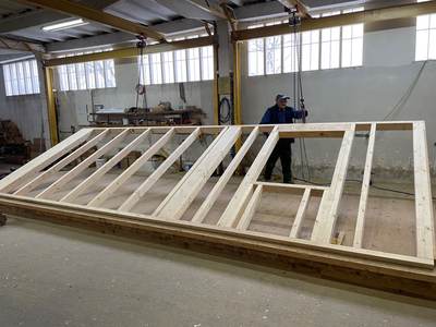 Szkielet ściany z otworami