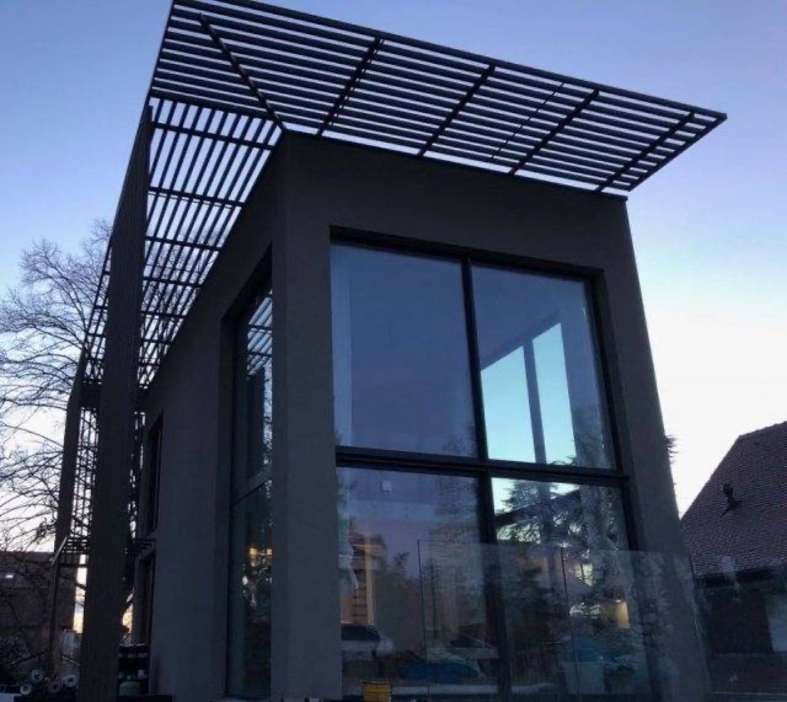 Rezydencja Modernistyczna, Szwajcaria